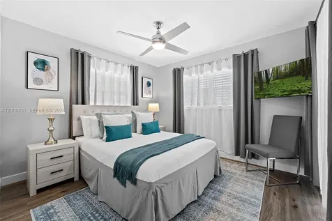 2005 NW 37th Street Oakland Park FL 33309