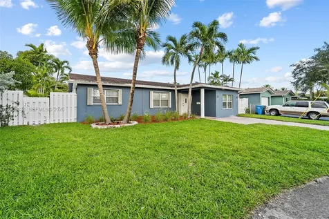 2005 NW 37th Street Oakland Park FL 33309