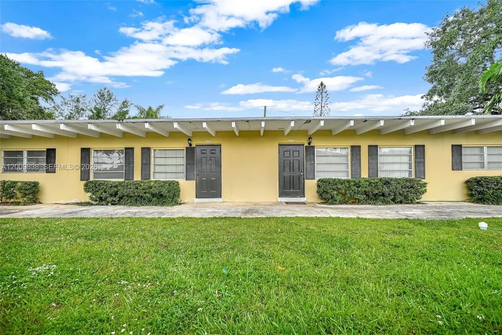 2225 SW 62nd Court Miami FL 33155