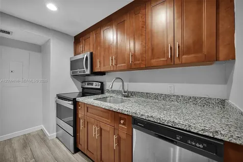 2225 SW 62nd Court Miami FL 33155