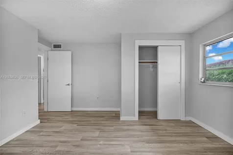 2225 SW 62nd Court Miami FL 33155