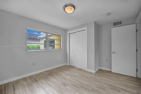 2225 SW 62nd Court Miami FL 33155