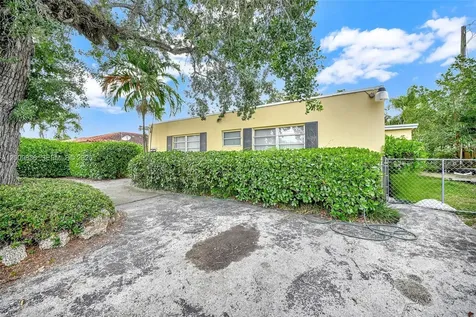 2225 SW 62nd Court Miami FL 33155