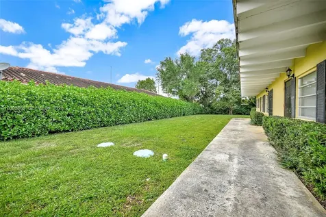 2225 SW 62nd Court Miami FL 33155