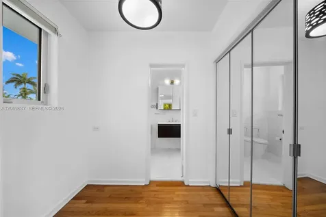 114 3 San Marino Terrace Miami Beach FL 33139