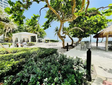 3001 S Ocean Drive Hollywood FL 33019