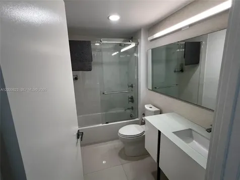 18671 Collins Avenue Sunny Isles Beach FL 33160