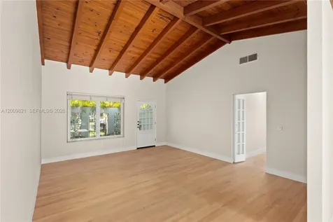 5614 San Vicente Street Coral Gables FL 33146