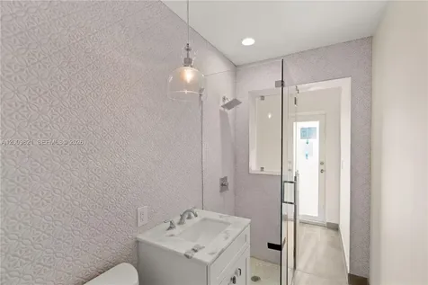5614 San Vicente Street Coral Gables FL 33146