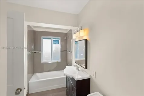 5614 San Vicente Street Coral Gables FL 33146