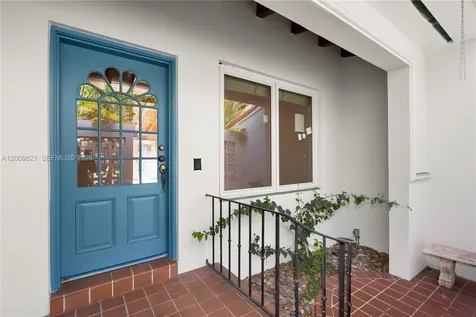 5614 San Vicente Street Coral Gables FL 33146