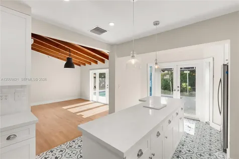 5614 San Vicente Street Coral Gables FL 33146