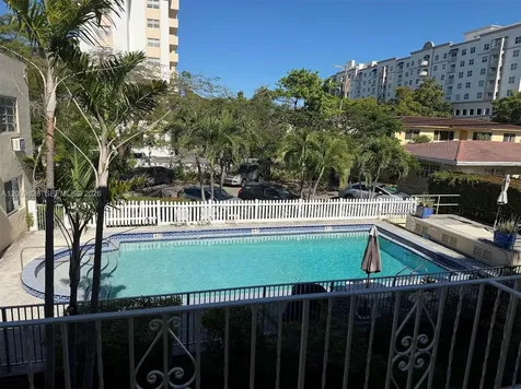40 Salamanca Avenue Coral Gables FL 33134