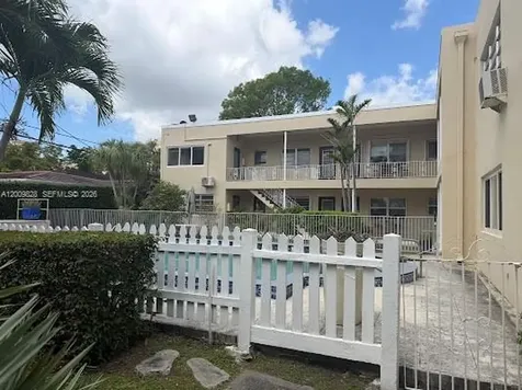 40 Salamanca Avenue Coral Gables FL 33134