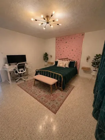 40 Salamanca Avenue Coral Gables FL 33134