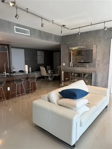 465 Brickell Avenue Miami FL 33131