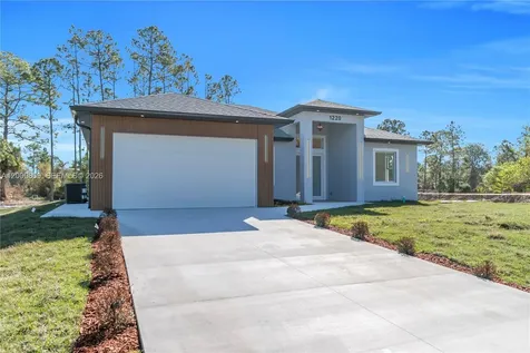 1220 Euclid Avenue Lehigh Acres FL 33972