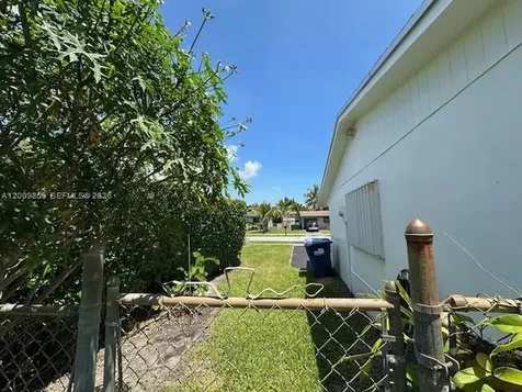 7814 SW 146th Court Miami FL 33183