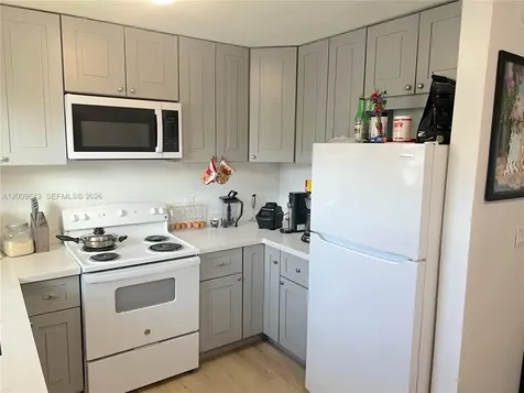 5218 SW 91st Avenue Cooper City FL 33328