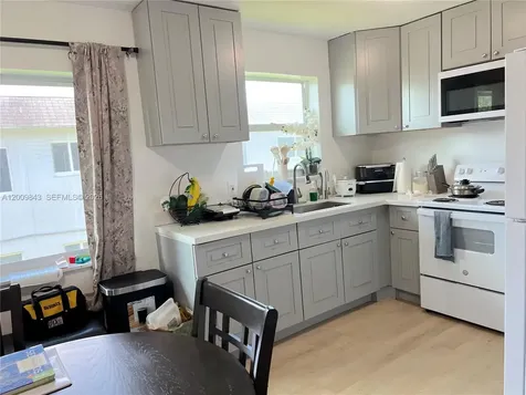 5218 SW 91st Avenue Cooper City FL 33328