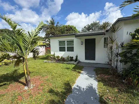 1005 NW 123rd Street North Miami FL 33168