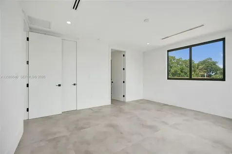 2411 SW 16th Terrace Miami FL 33145