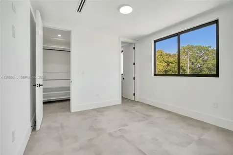 2411 SW 16th Terrace Miami FL 33145
