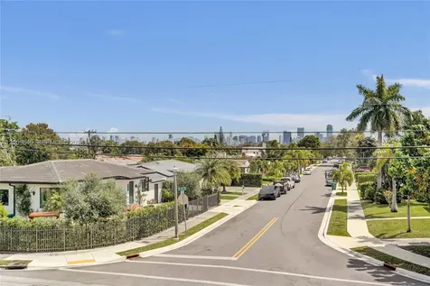 2411 SW 16th Terrace Miami FL 33145