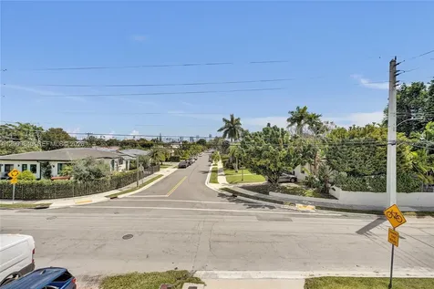 2411 SW 16th Terrace Miami FL 33145