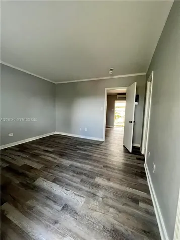 590 NW 40th Court Oakland Park FL 33309