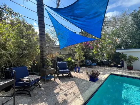 590 NW 40th Court Oakland Park FL 33309