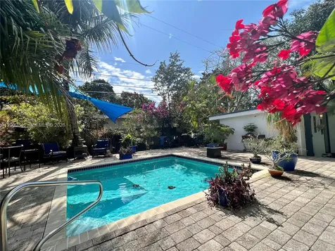 590 NW 40th Court Oakland Park FL 33309