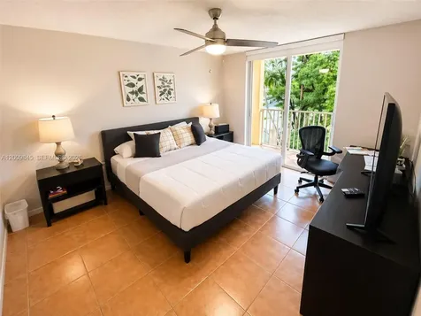 19801 E Country Club Drive Aventura FL 33180