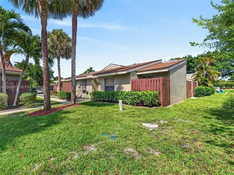 64 Meadows Drive Boynton Beach FL 33436