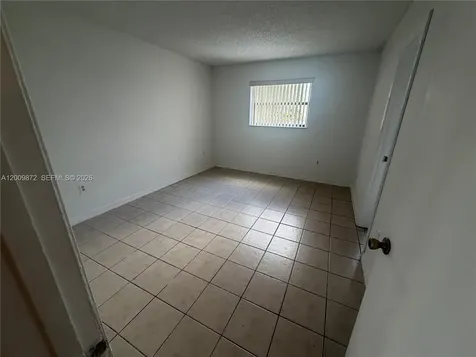 8185 NW 7th Street Miami FL 33126