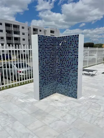 8185 NW 7th Street Miami FL 33126
