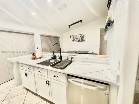 2182 SE Broward Terrace Port St. Lucie FL 34952
