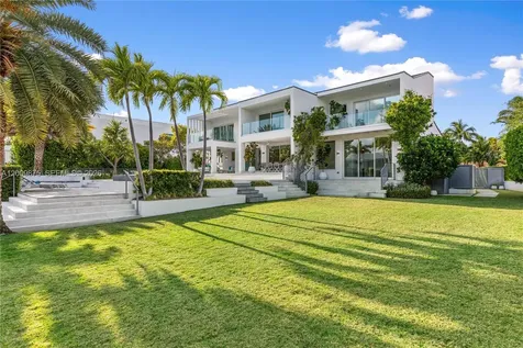 120 Knollwood Drive Key Biscayne FL 33149
