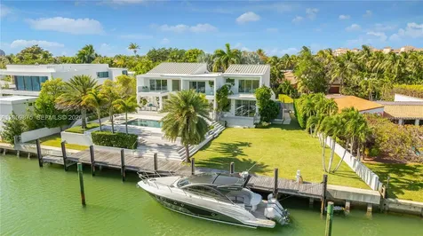 120 Knollwood Drive Key Biscayne FL 33149