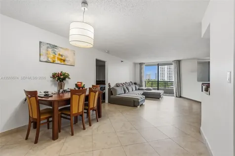 3300 NE 191st Street Aventura FL 33180