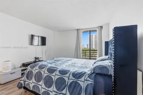 3300 NE 191st Street Aventura FL 33180