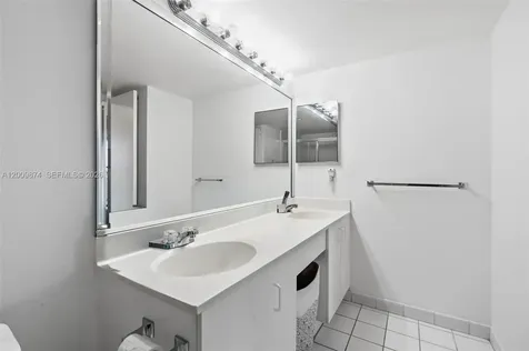 3300 NE 191st Street Aventura FL 33180