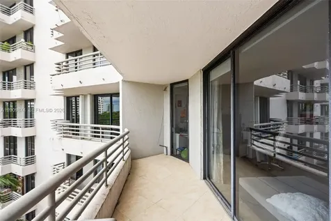 3300 NE 191st Street Aventura FL 33180