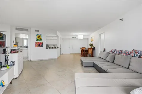 3300 NE 191st Street Aventura FL 33180