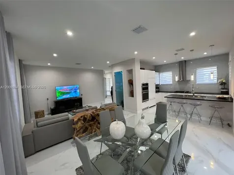 8253 NW 47th Lane Doral FL 33166