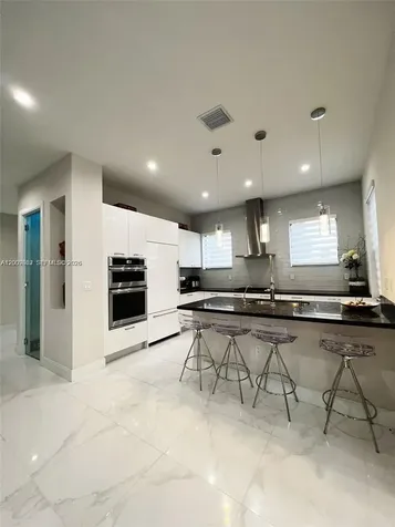 8253 NW 47th Lane Doral FL 33166