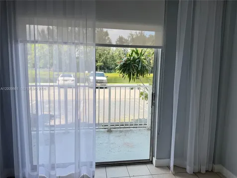 16465 NE 22nd Avenue North Miami Beach FL 33160