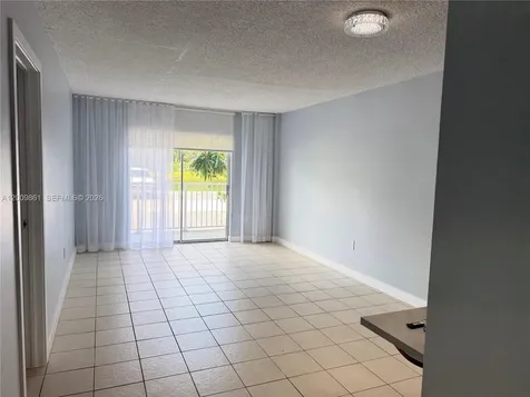 16465 NE 22nd Avenue North Miami Beach FL 33160