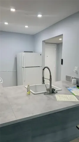 16465 NE 22nd Avenue North Miami Beach FL 33160