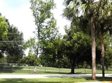2802 N 46 Avenue Hollywood FL 33021